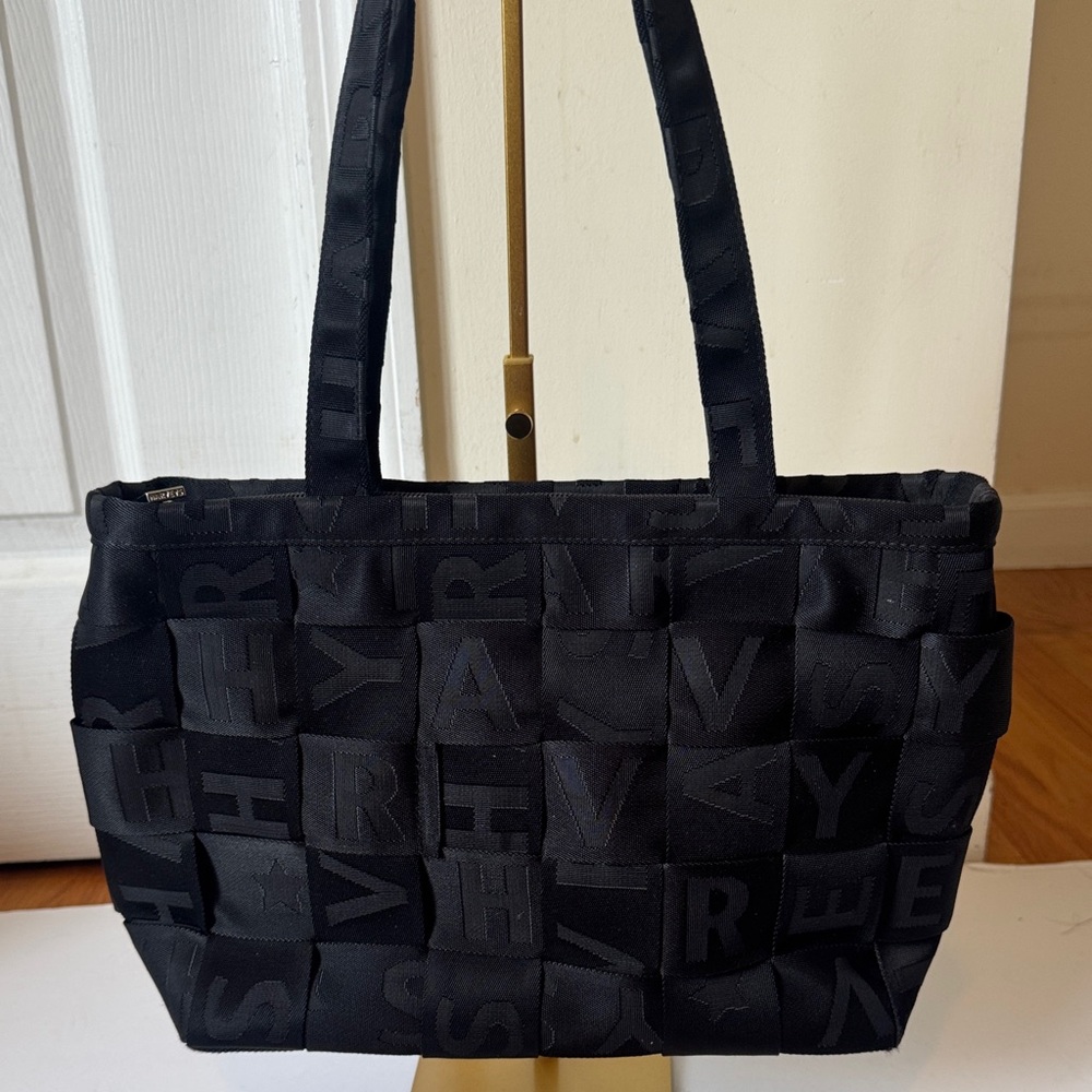 Harvey’s belt bag